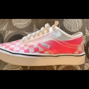 Limited Edition Awesome Women’s Vans!!!